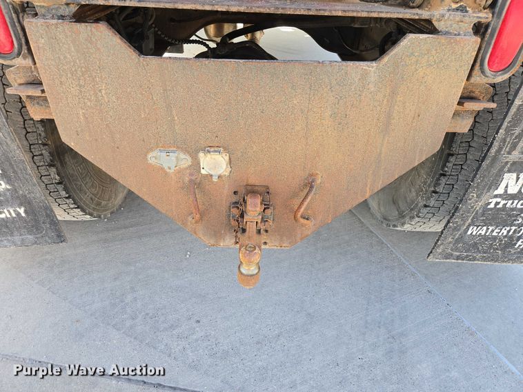 image for item ER1568 1991 Ford F800 dump truck