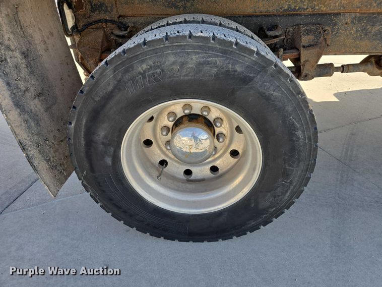 image for item ER1568 1991 Ford F800 dump truck