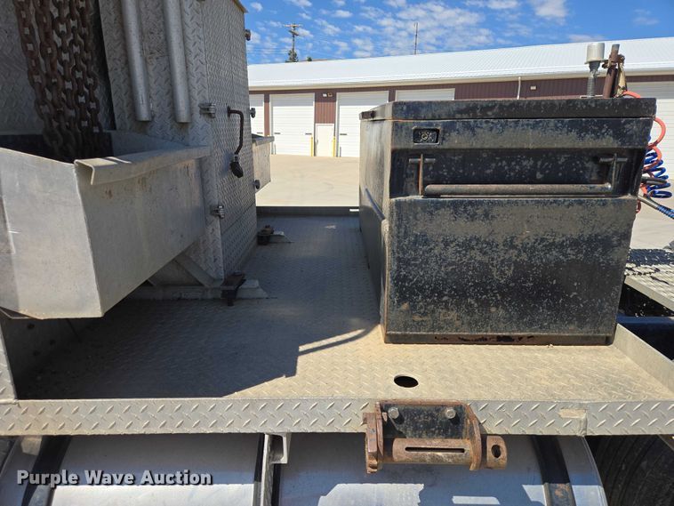 image for item ER1569 1986 GMC General semi truck