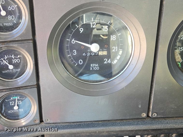 image for item ER1569 1986 GMC General semi truck