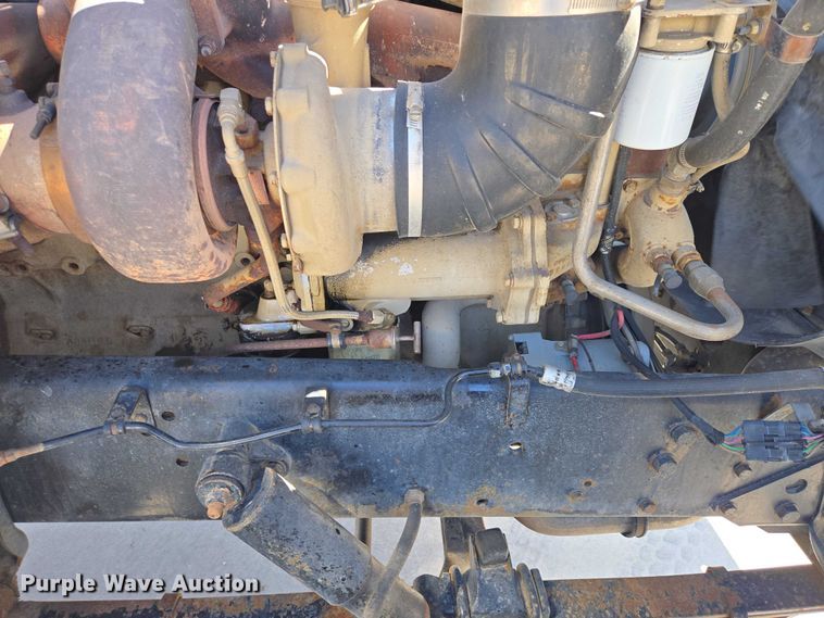 image for item ER1569 1986 GMC General semi truck