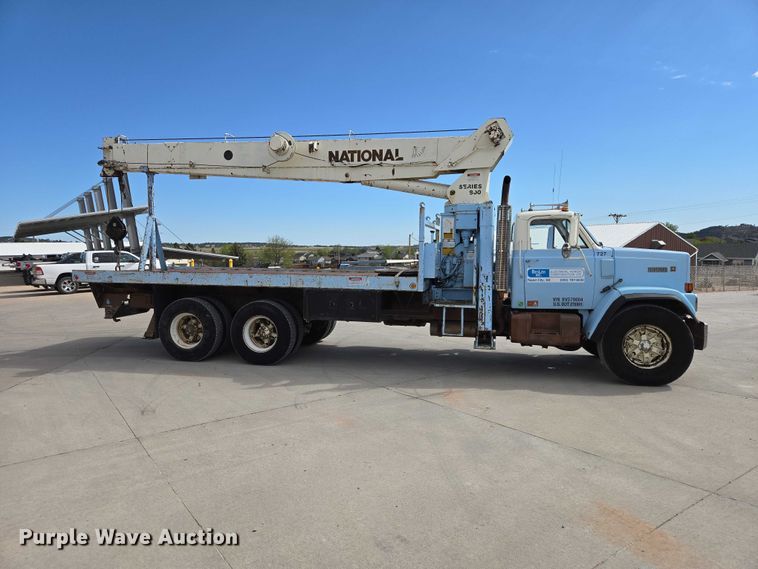 image for item ER1570 1981 GMC Brigadier crane truck