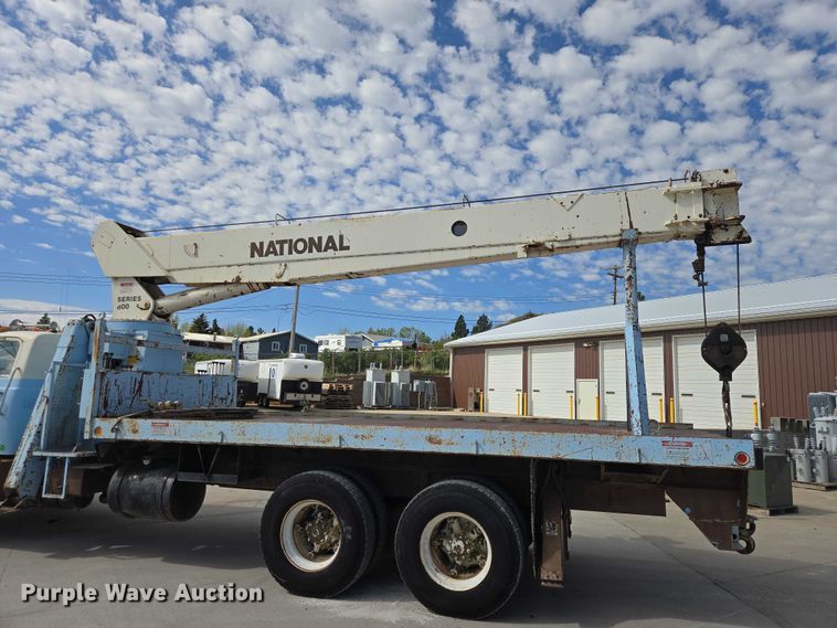 image for item ER1570 1981 GMC Brigadier crane truck