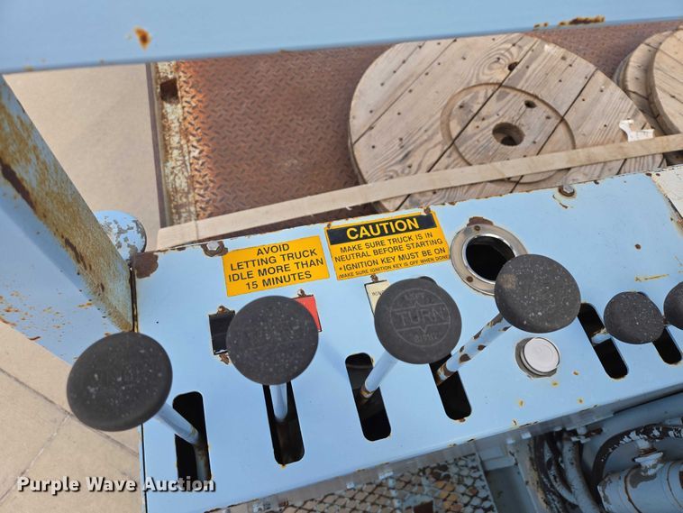 image for item ER1570 1981 GMC Brigadier crane truck