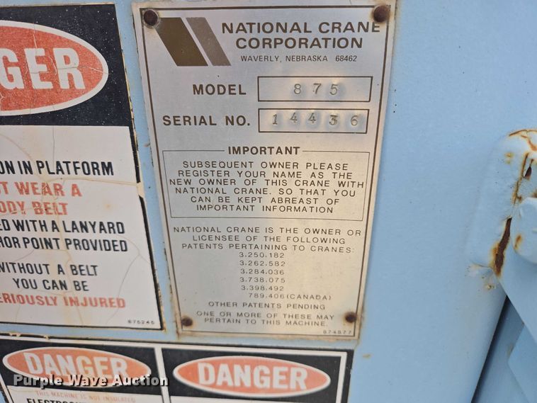 image for item ER1570 1981 GMC Brigadier crane truck