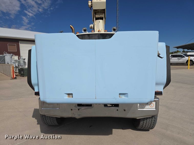 image for item ER1570 1981 GMC Brigadier crane truck