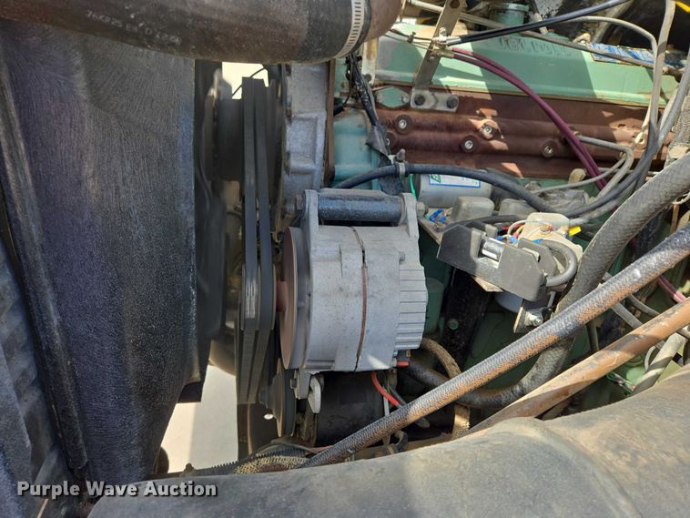 image for item ER1570 1981 GMC Brigadier crane truck