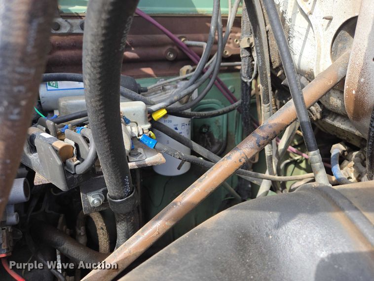 image for item ER1570 1981 GMC Brigadier crane truck