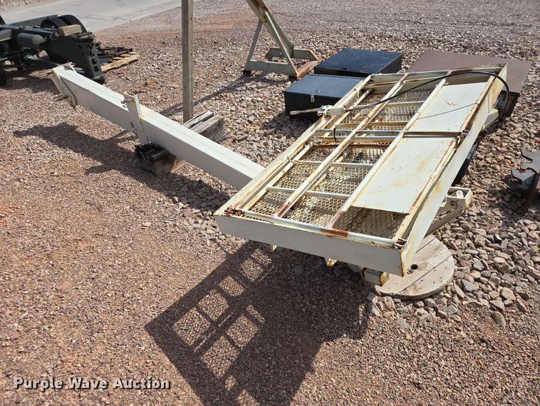 image for item ER1570 1981 GMC Brigadier crane truck