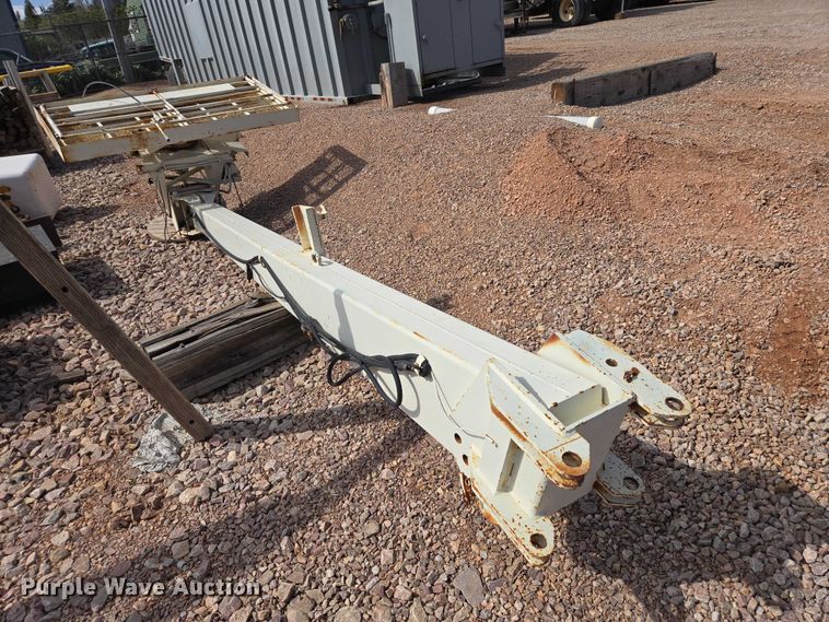 image for item ER1570 1981 GMC Brigadier crane truck