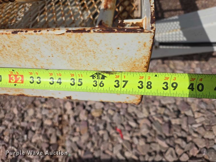 image for item ER1570 1981 GMC Brigadier crane truck