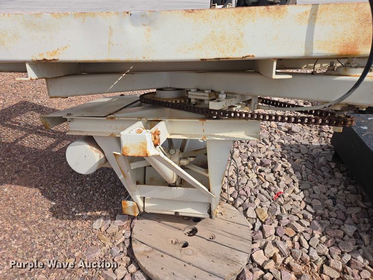 image for item ER1570 1981 GMC Brigadier crane truck