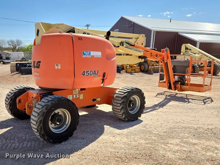 image for item ER1572 2008 JLG 450AJ boom lift