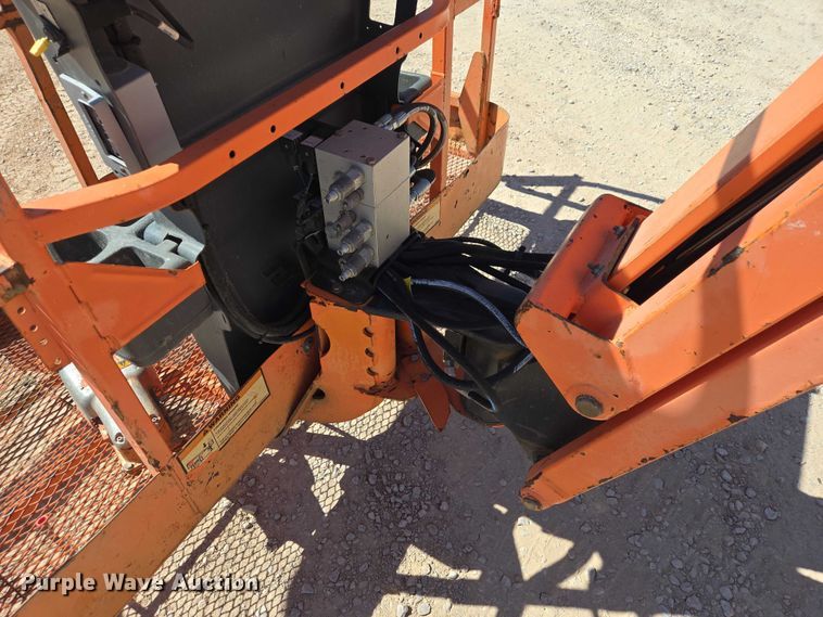 image for item ER1572 2008 JLG 450AJ boom lift