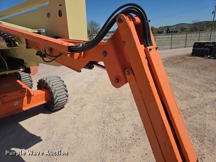 image for item ER1572 2008 JLG 450AJ boom lift