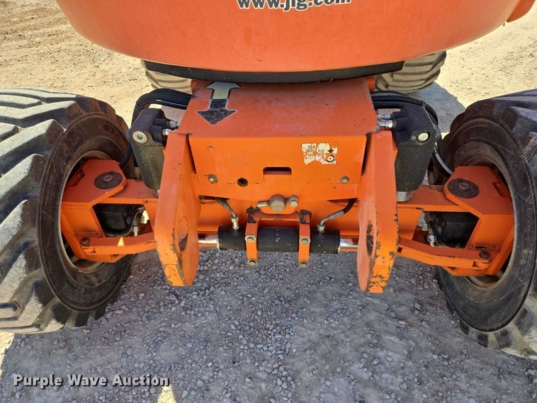 image for item ER1572 2008 JLG 450AJ boom lift