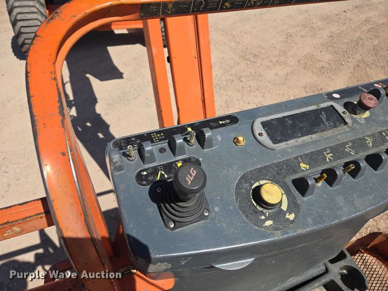 image for item ER1572 2008 JLG 450AJ boom lift