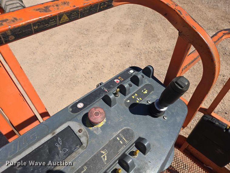 image for item ER1572 2008 JLG 450AJ boom lift