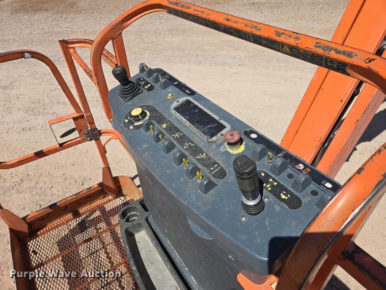 image for item ER1572 2008 JLG 450AJ boom lift