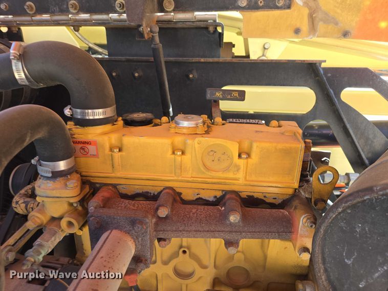 image for item ER1572 2008 JLG 450AJ boom lift