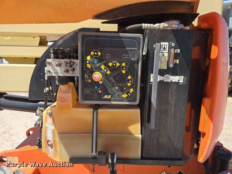 image for item ER1572 2008 JLG 450AJ boom lift