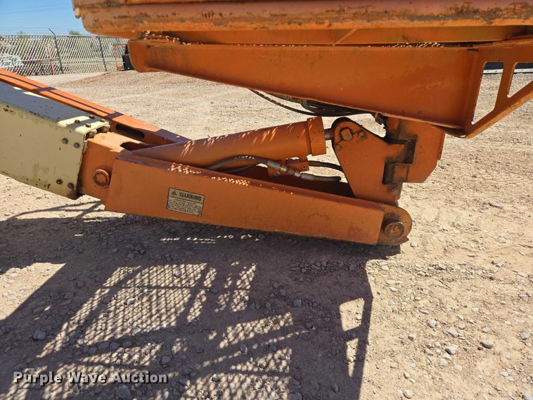 image for item ER1573 1993 JLG 60HA boom lift