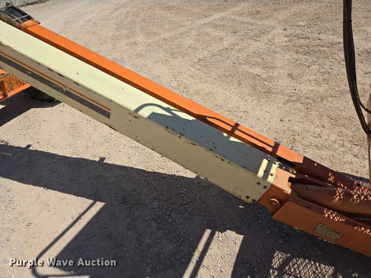 image for item ER1573 1993 JLG 60HA boom lift