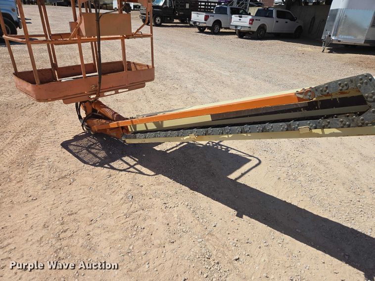 image for item ER1573 1993 JLG 60HA boom lift