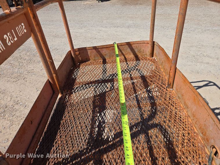 image for item ER1573 1993 JLG 60HA boom lift