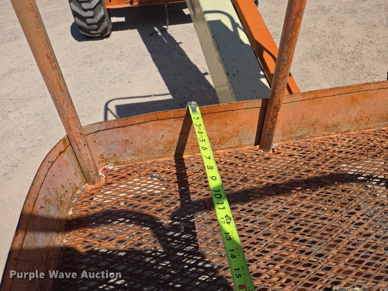 image for item ER1573 1993 JLG 60HA boom lift
