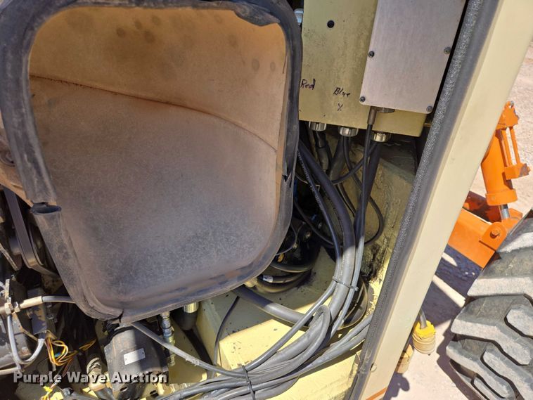 image for item ER1573 1993 JLG 60HA boom lift