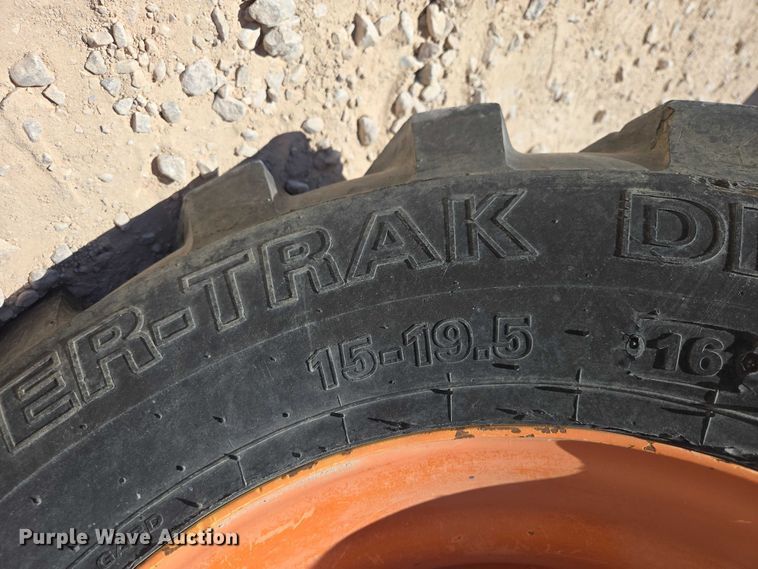 image for item ER1573 1993 JLG 60HA boom lift