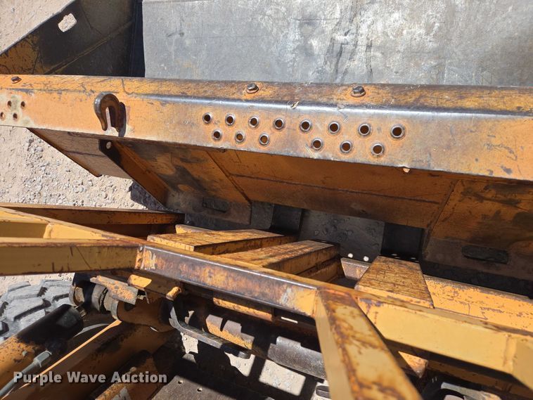 image for item ER1574 2006 Case 435 skid steer loader