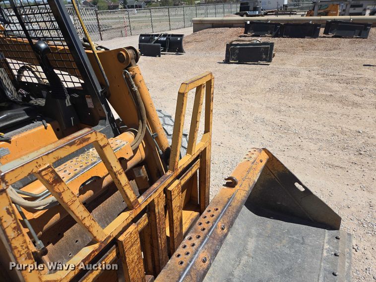 image for item ER1574 2006 Case 435 skid steer loader