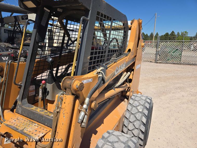 image for item ER1574 2006 Case 435 skid steer loader