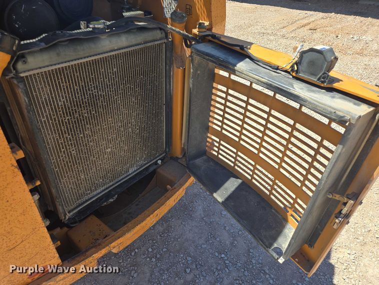 image for item ER1574 2006 Case 435 skid steer loader
