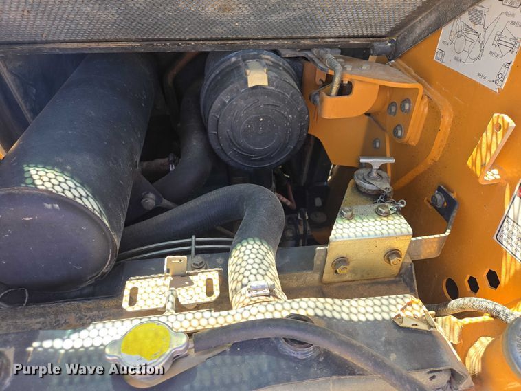 image for item ER1574 2006 Case 435 skid steer loader