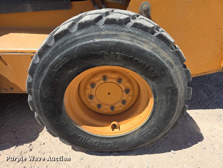 image for item ER1574 2006 Case 435 skid steer loader