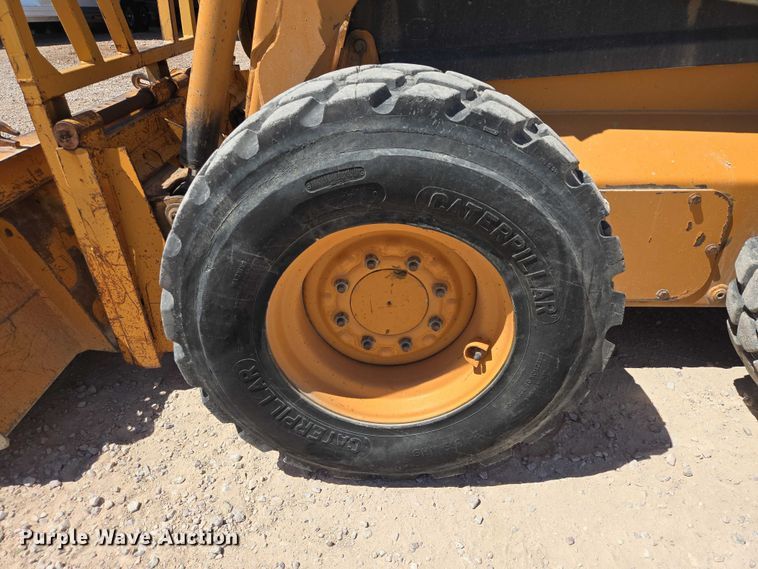 image for item ER1574 2006 Case 435 skid steer loader