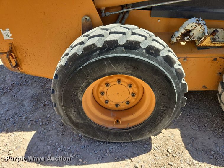 image for item ER1574 2006 Case 435 skid steer loader