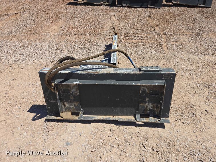image for item ER1577 2015 Bobcat LT313 skid steer trencher