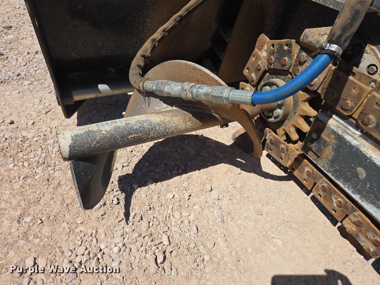 image for item ER1577 2015 Bobcat LT313 skid steer trencher