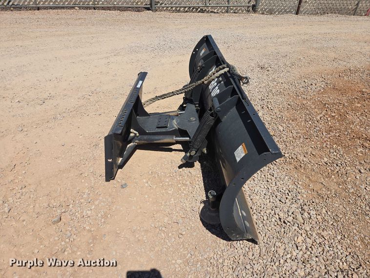 image for item ER1578 2010 Bobcat 84 Snow Blade skid steer snow plow