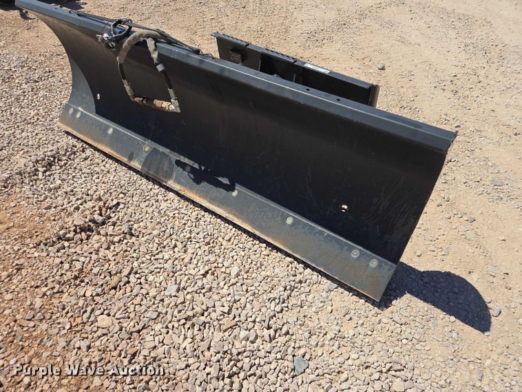 image for item ER1578 2010 Bobcat 84 Snow Blade skid steer snow plow