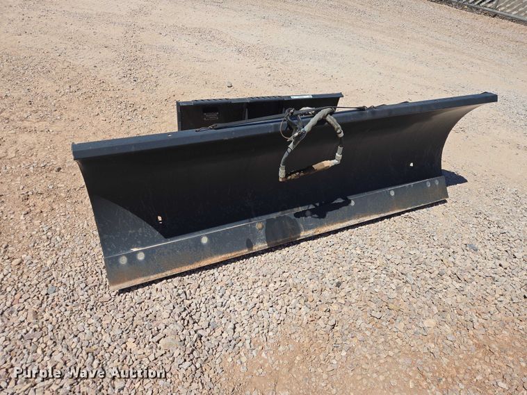 image for item ER1578 2010 Bobcat 84 Snow Blade skid steer snow plow