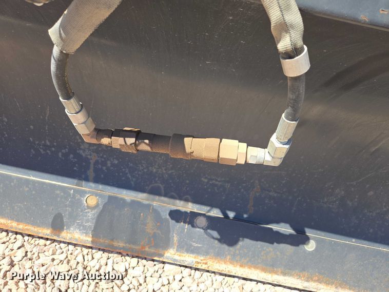 image for item ER1578 2010 Bobcat 84 Snow Blade skid steer snow plow