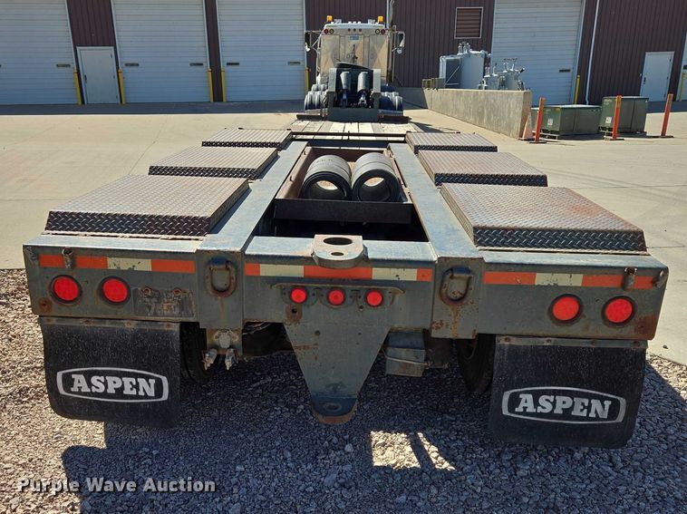 image for item ER1579 1990 Aspen lowboy equipment trailer