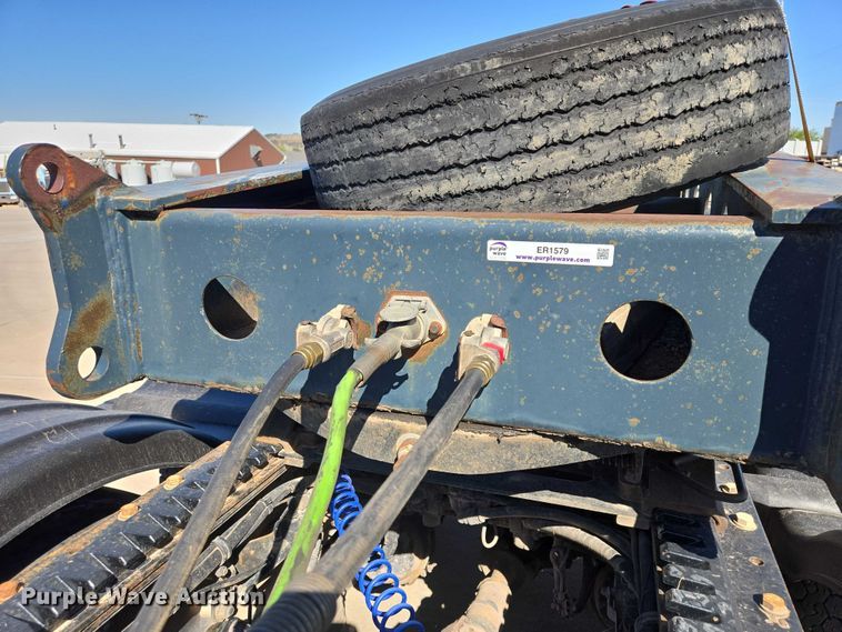 image for item ER1579 1990 Aspen lowboy equipment trailer