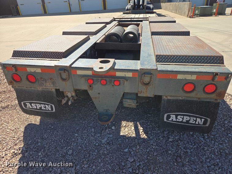 image for item ER1579 1990 Aspen lowboy equipment trailer