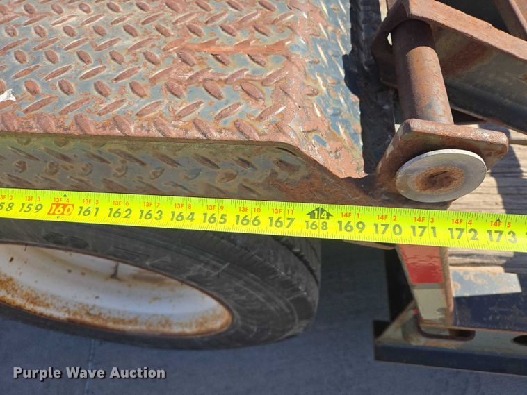 image for item ER1579 1990 Aspen lowboy equipment trailer